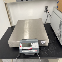 OHAUS Defender 5000 Digital Scale image 0